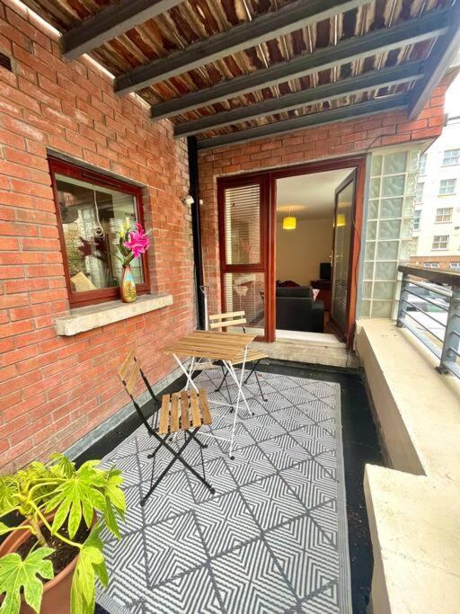 2 Bed Apartment In City Centre, Dublin